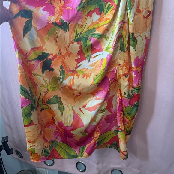 Tropical Floral Chic Midi Dress with Spaghetti Straps | Effortless Elegant Style - Picture 6 of 9